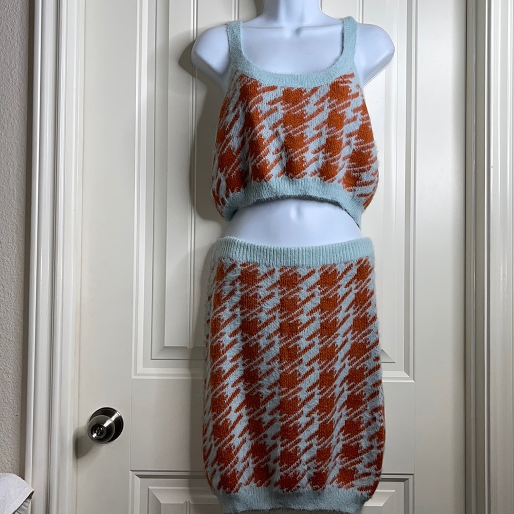 Sale! 🔥🔥🔥 NEW! Chic Boutique Rose 3 Piece Sweater Set Size Large